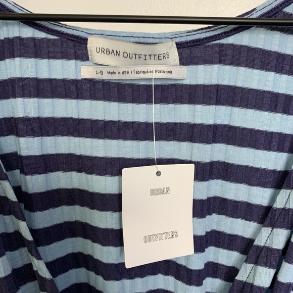 Urban Outfitters blue striped vneck romper - Picture 3 of 8